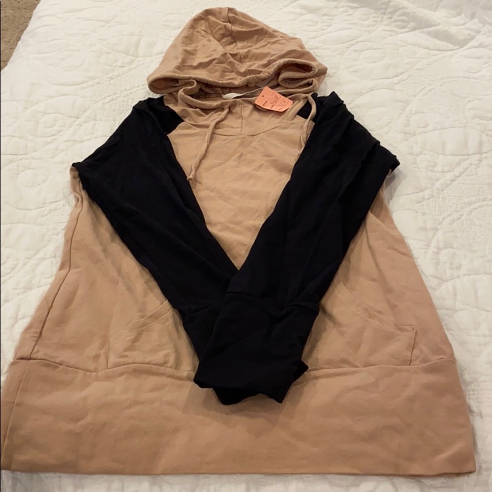 Hooded lightweight sweatshirt